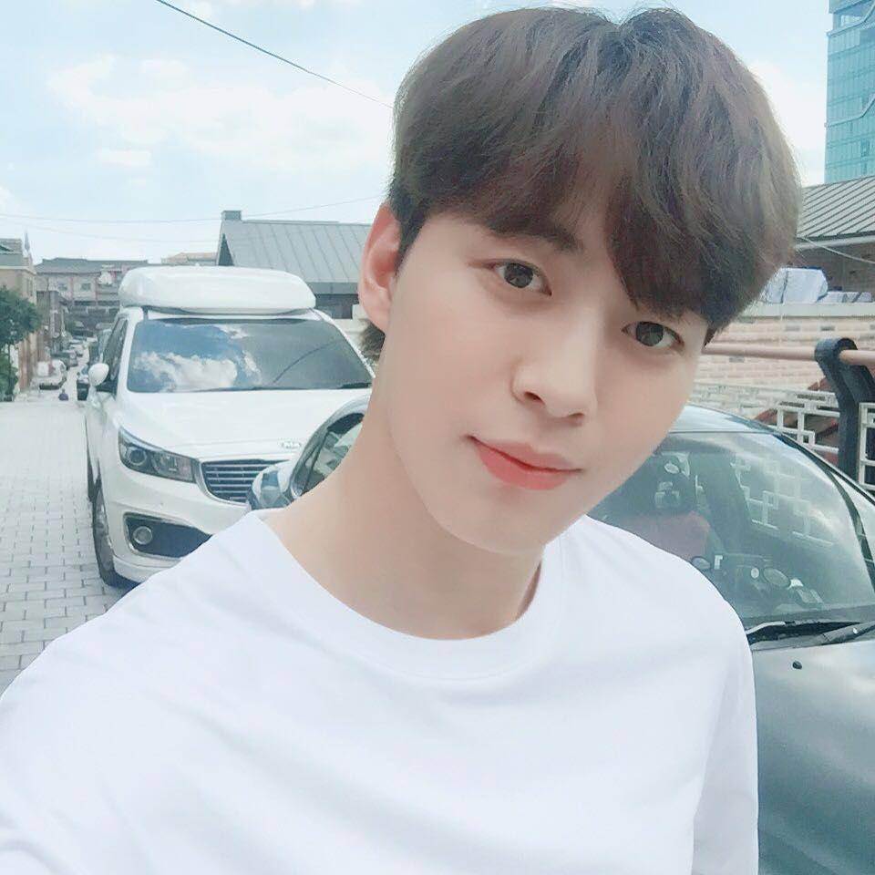 Instagram.com/hongbiiiiin93