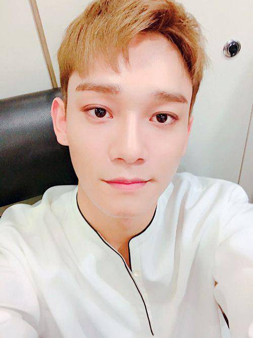 Twitter.com/weareoneexo