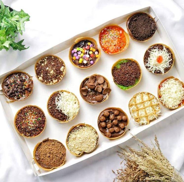 martabak manis (instagram.com/mamime_siantar)