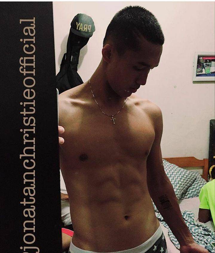 Instagram.com/jonatanchristie_snapchat
