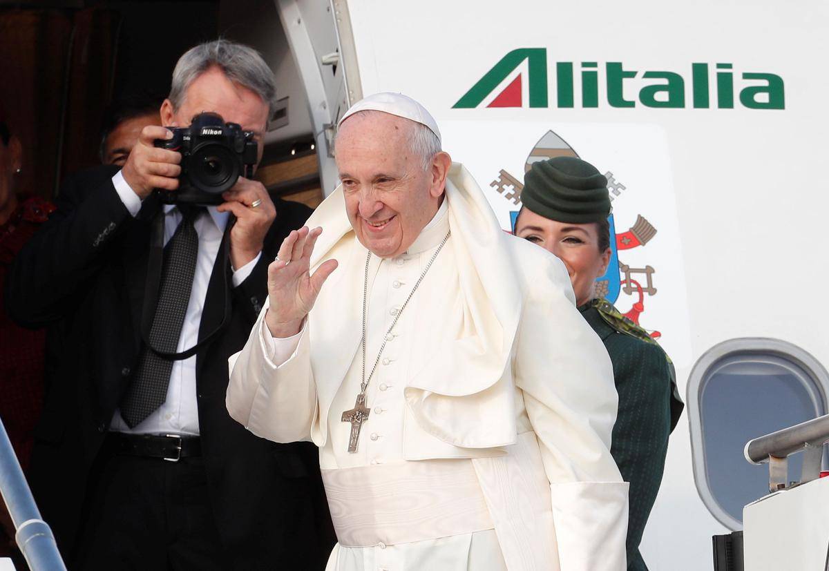 ANTARA FOTO/REUTERS/Remo Casilli