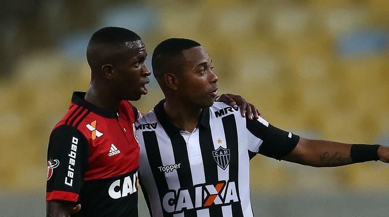 Robinho (kanan). (goal.com).