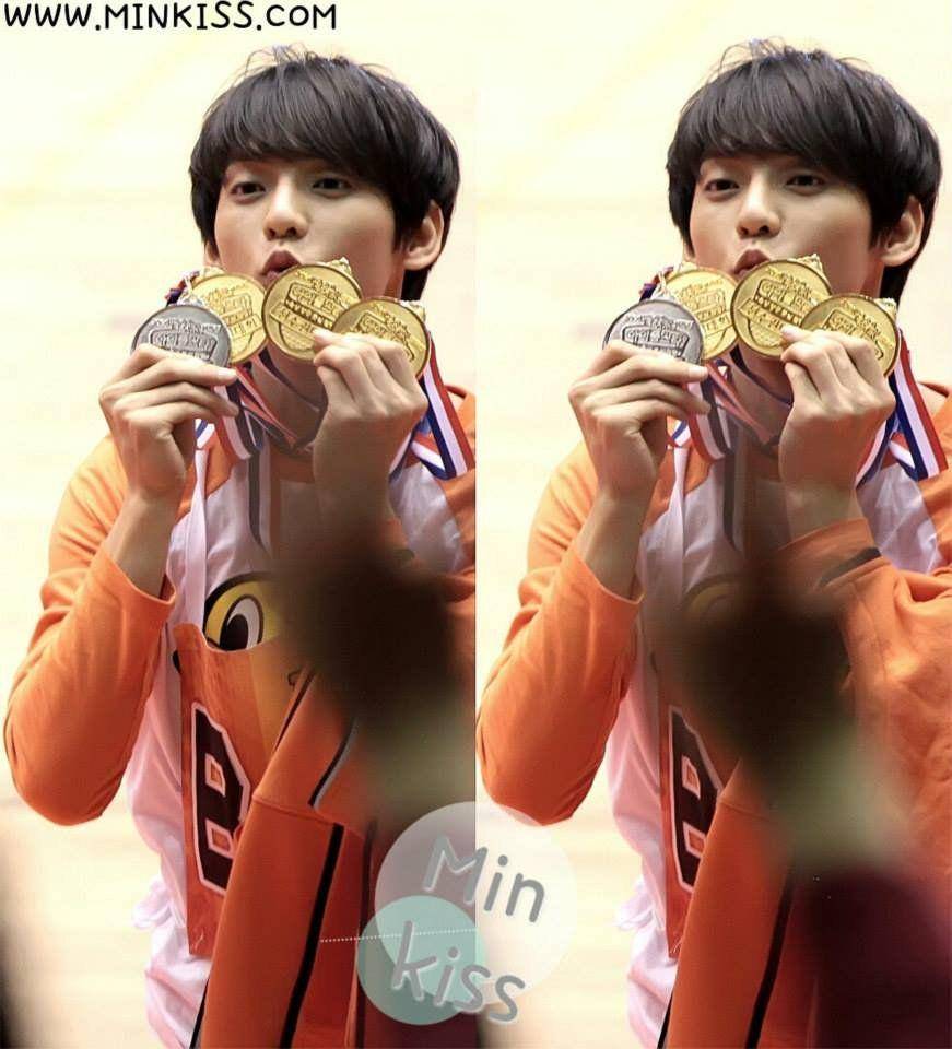 twitter.com/officialbtob