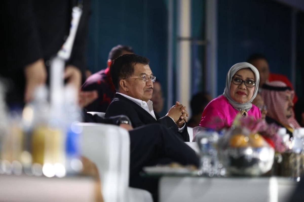 (Wakil Presiden Jusuf "JK" Kalla duduk di upacara penutupan Asian Games 2018) Istimewa