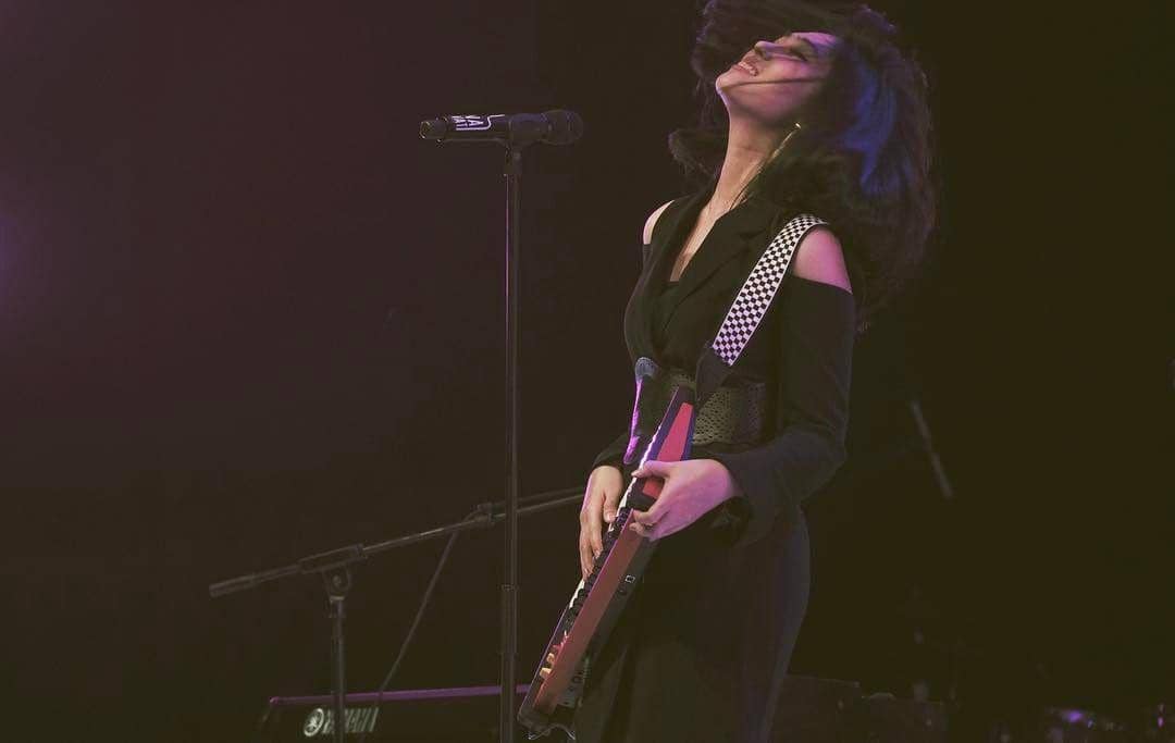 instagram.com/isyanasarasvati