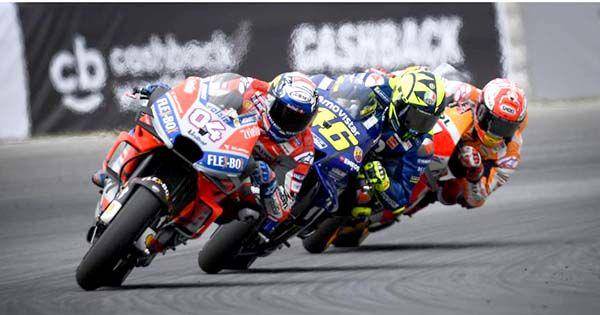 http://www.motogp.com/en/photos