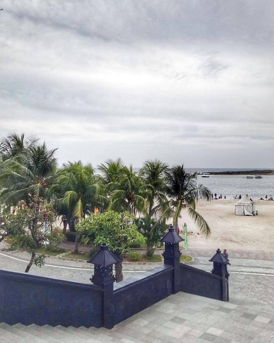 Ancol Beach City (instagram.com/chen.xy12)