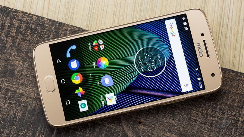 5 Smartphone Ini Tahan Banting, No 3 Anti Retak!