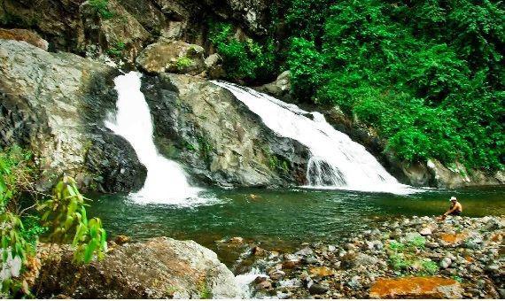 tourdesumbar.wordpress.com