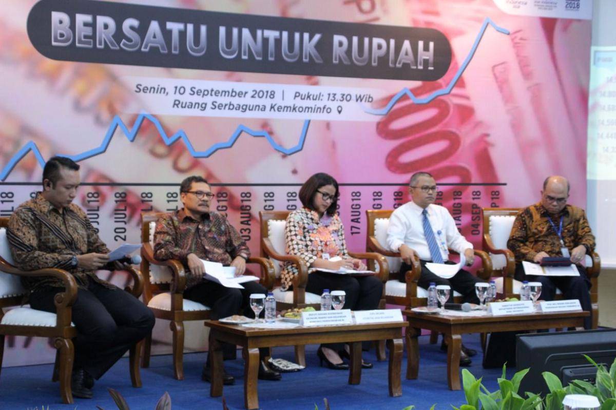 Diskusi bersatu untuk Rupiah (IDN Times/Helmi Shemi)