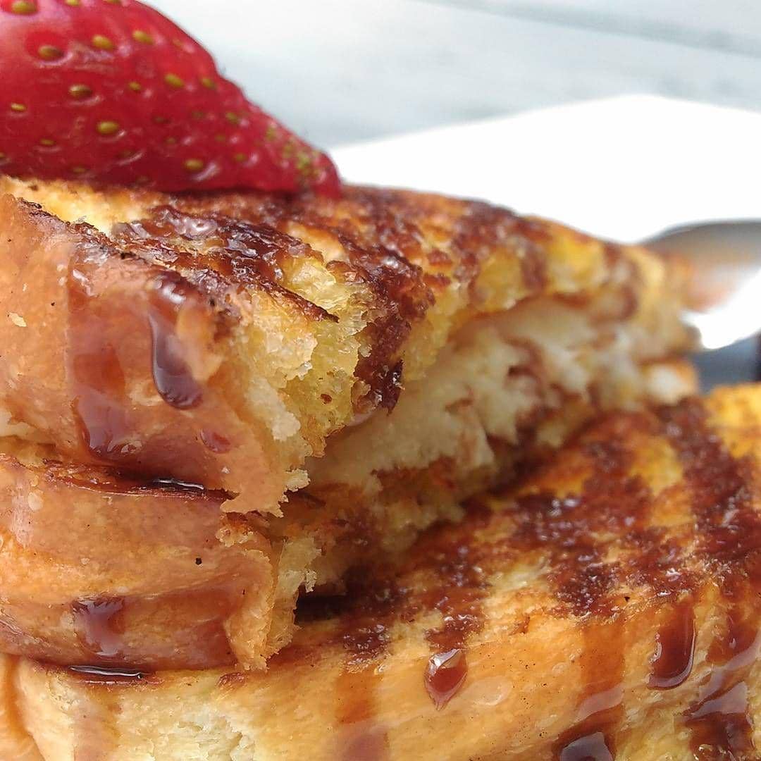 Instagram.com/playgroundcafesolo