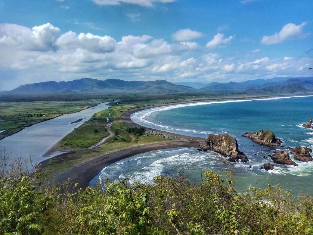 Liburan ke Jember, Wajib Hukumnya Kunjungi 5 Tempat Wisata Ini
