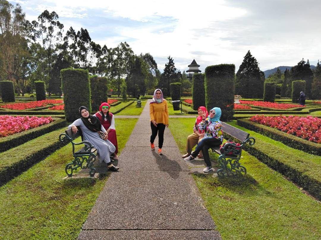 explorewisata.com