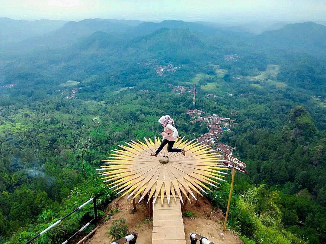 explorewisata.com