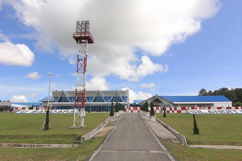 Jokowi Ubah Nama Bandara Silangit, Ini 4 Faktanya