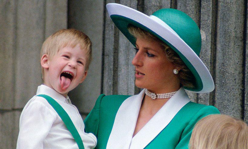 Ultah Ke-34, Ini Potret Kocak Prince Harry Sejak Kecil Hingga Dewasa