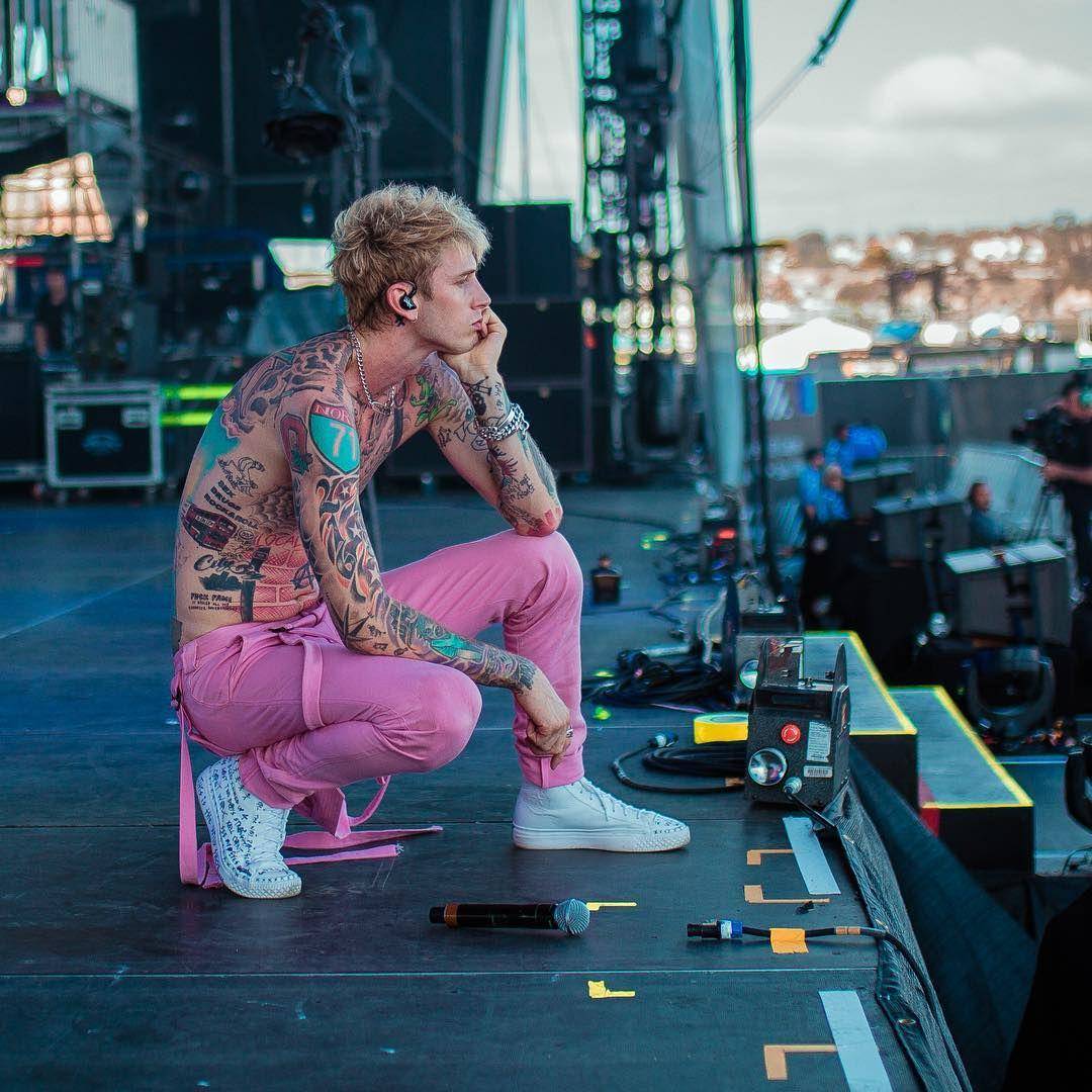 Instagram.com/machinegunkelly