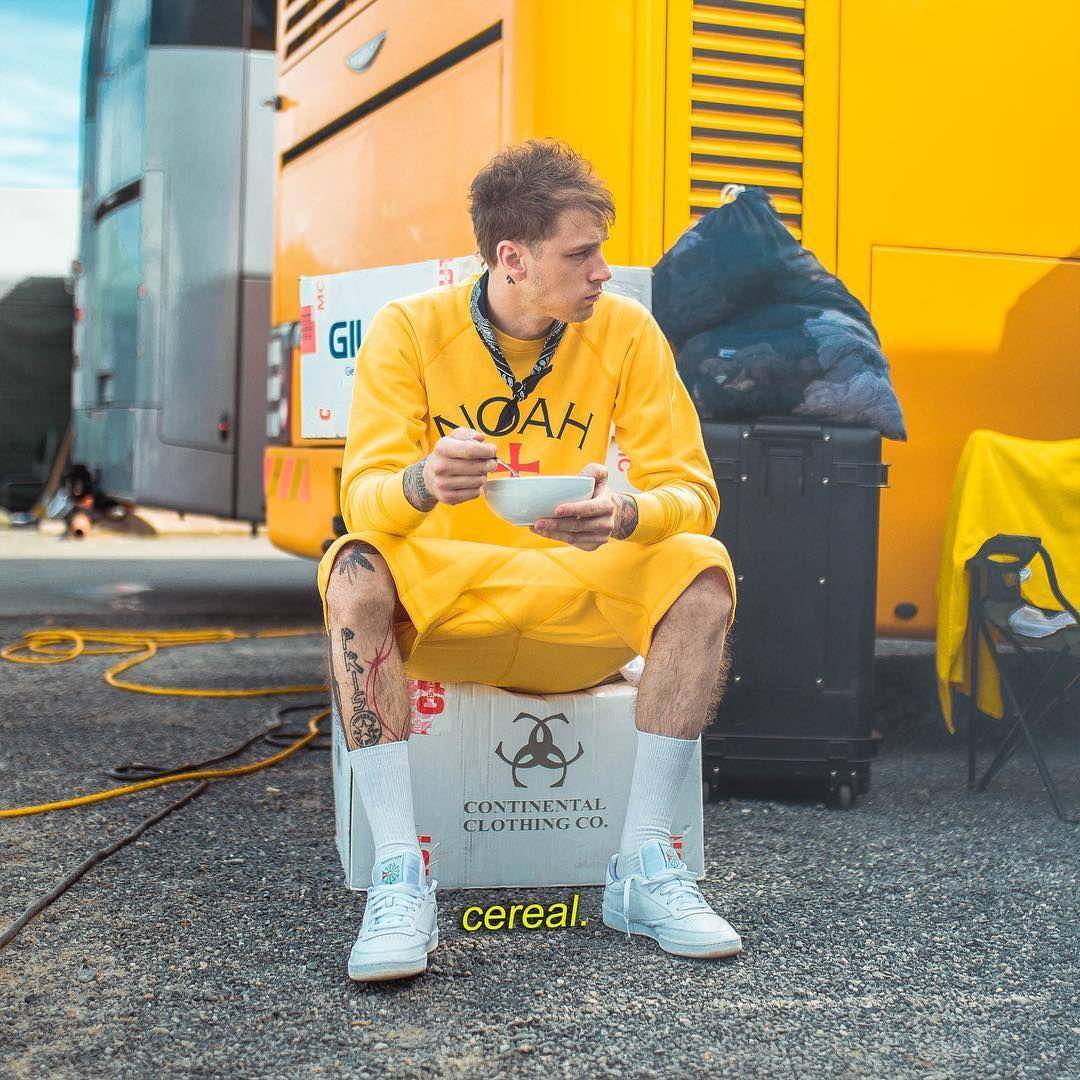 Instagram.com/machinegunkelly