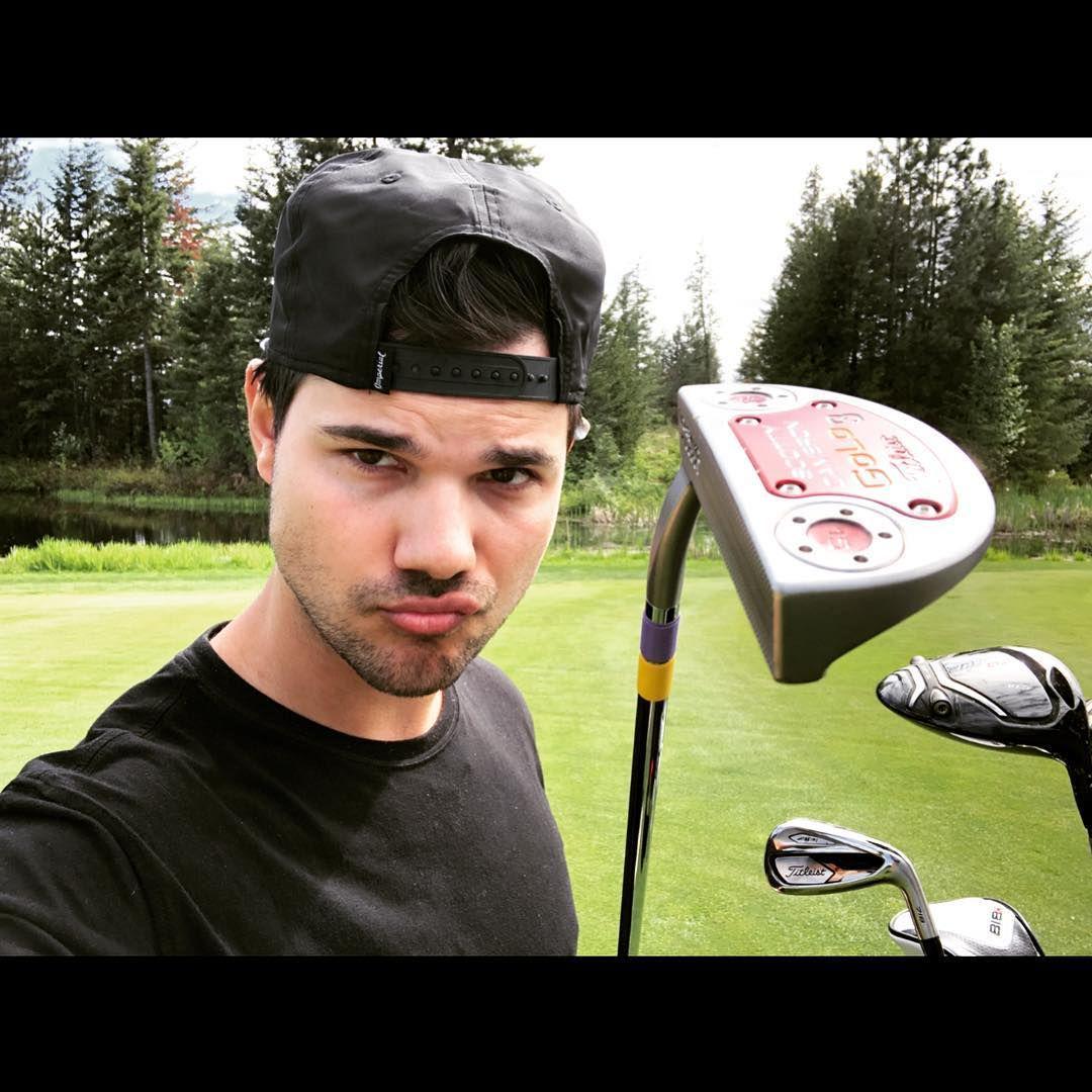 instagram.com/taylorlautner