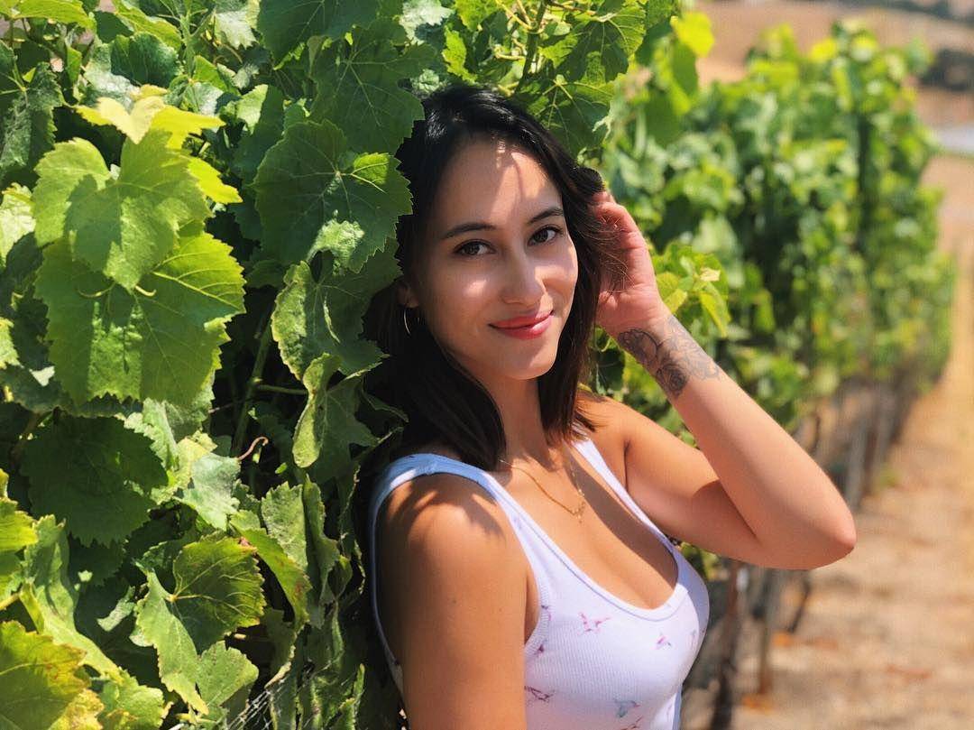 Instagram.com/janisaas