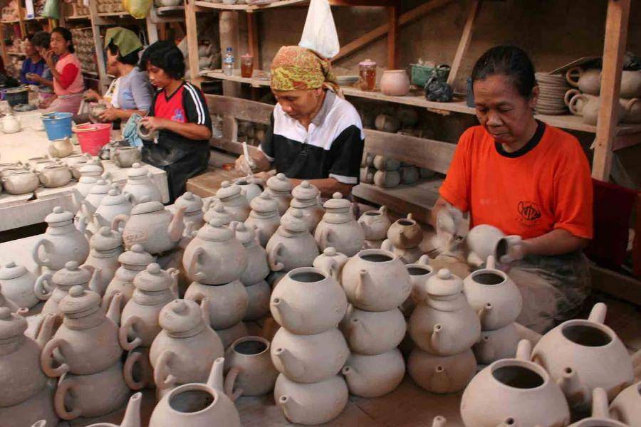bakpiamutiarajogja.com