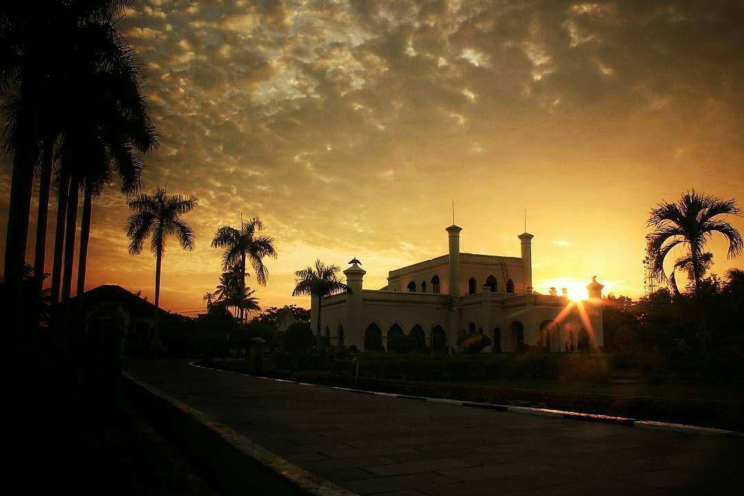 Instagram.com/visitsiak