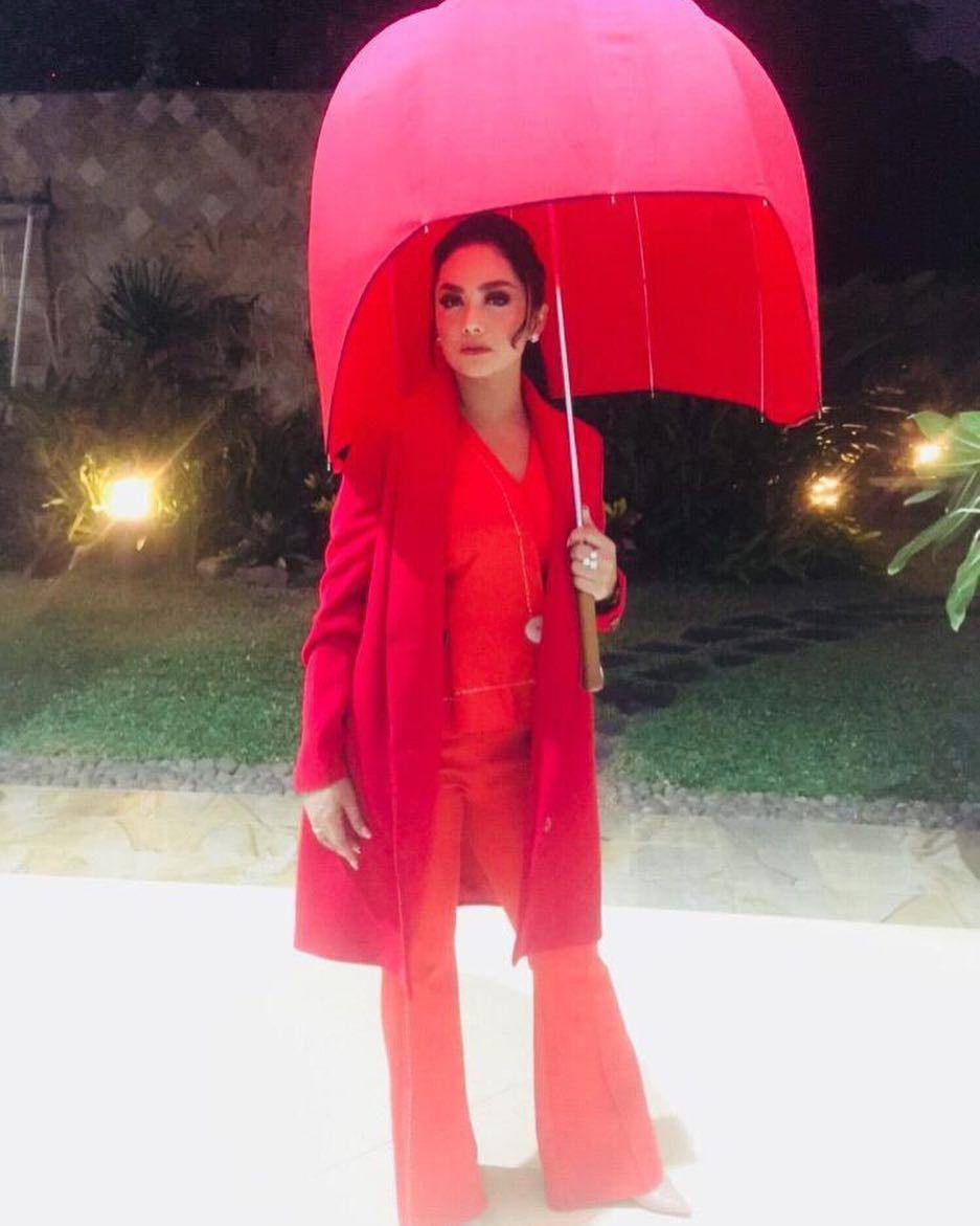 Instagram.com/krisdayantilemos