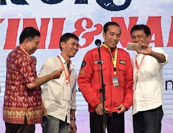 Hadiri Reuni Akbar Kagama, Jokowi Cerita Teman Berutang saat Kuliah