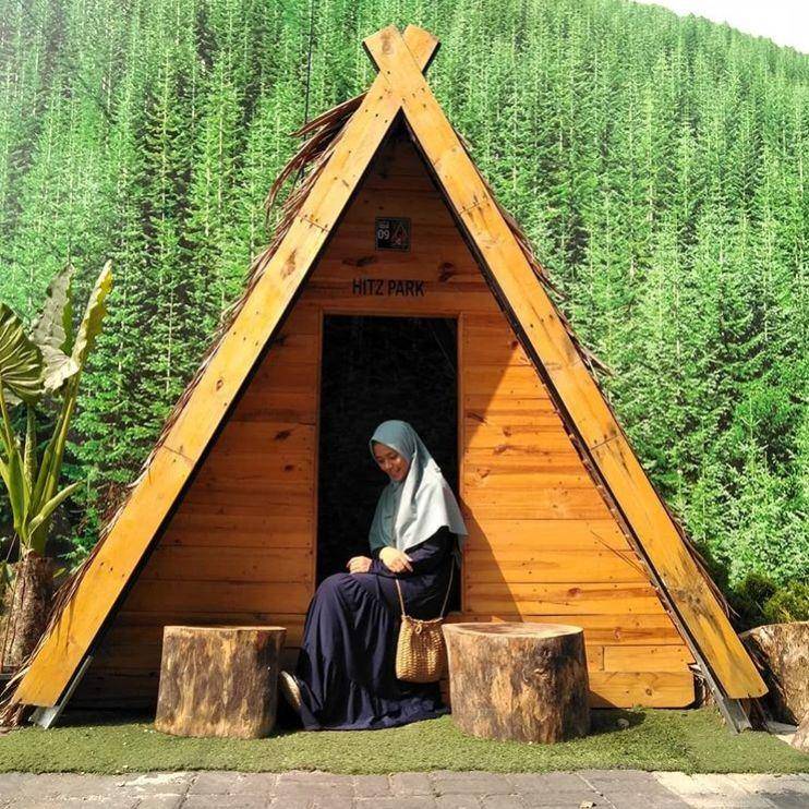 Instagram.com/rahmadayantiwitri