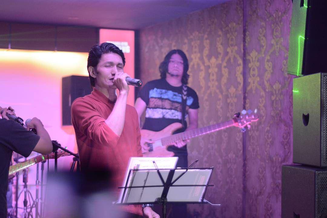Instagram.com/flanellaband
