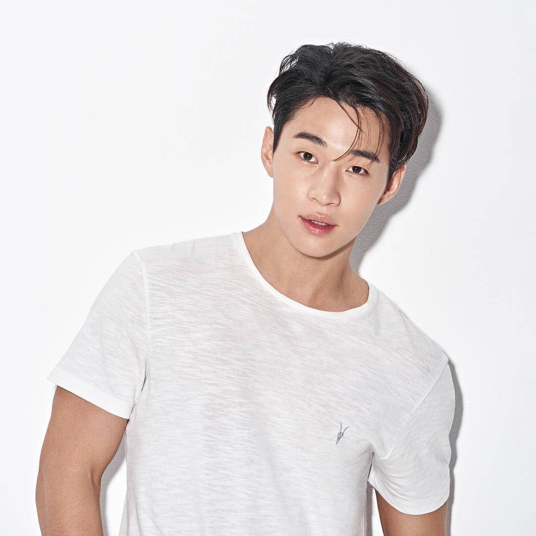 Instagram.com/henryl89