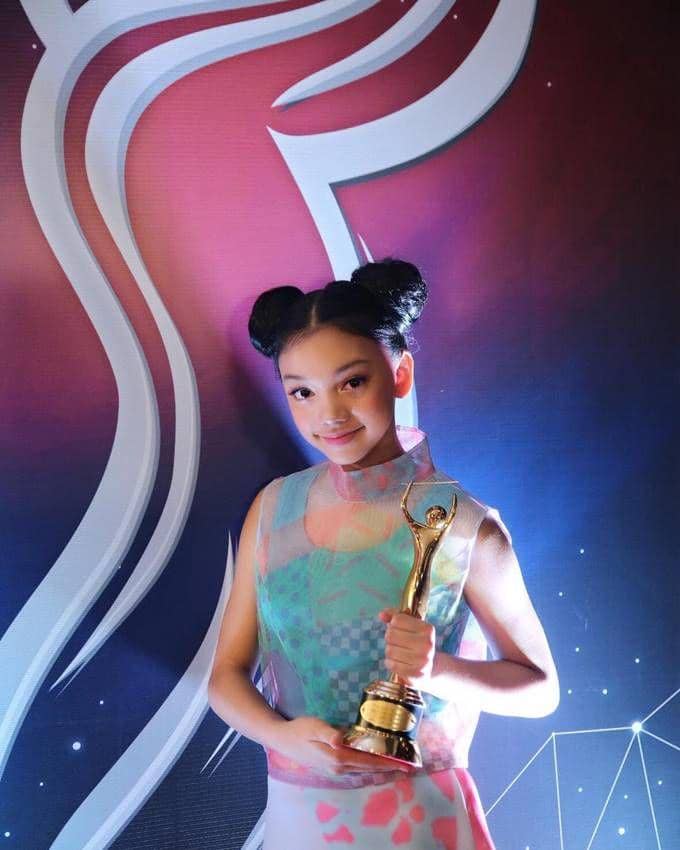 instagram.com/aku_naura/