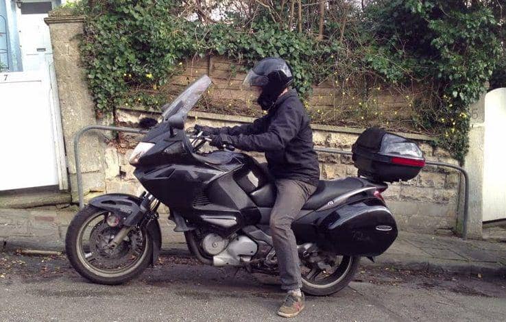 Berencana Pasang Box Motor? Ini Tipsnya Biar Nyaman