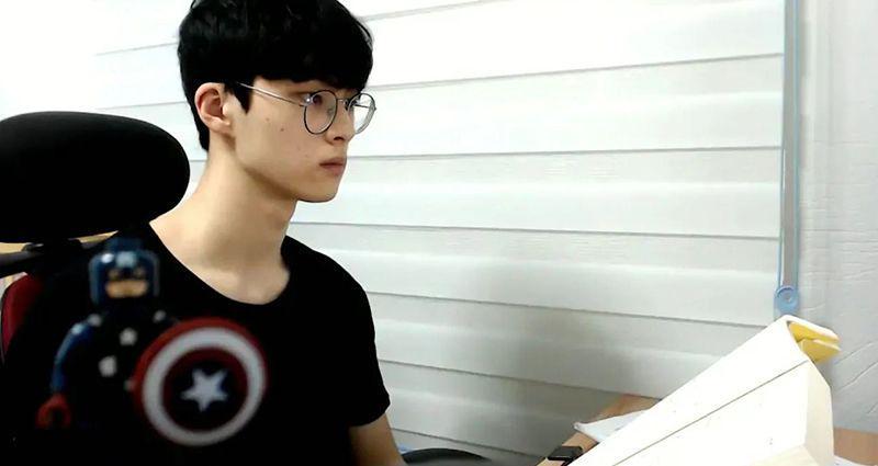 12 Fakta Bot-No-Jaem, YouTuber Korea yang Sanggup Belajar Berjam-jam