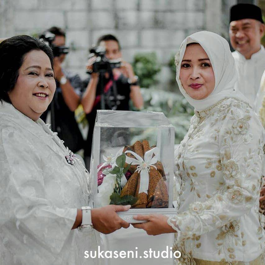 Instagram.com/sutykarno