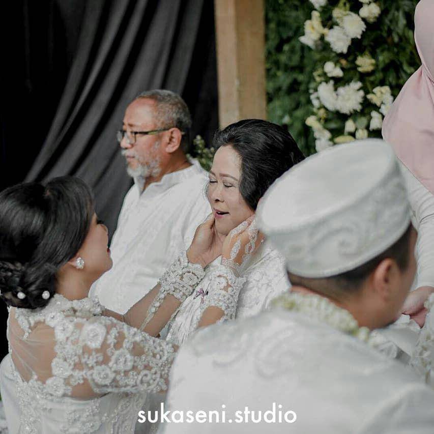 Instagram.com/sutykarno