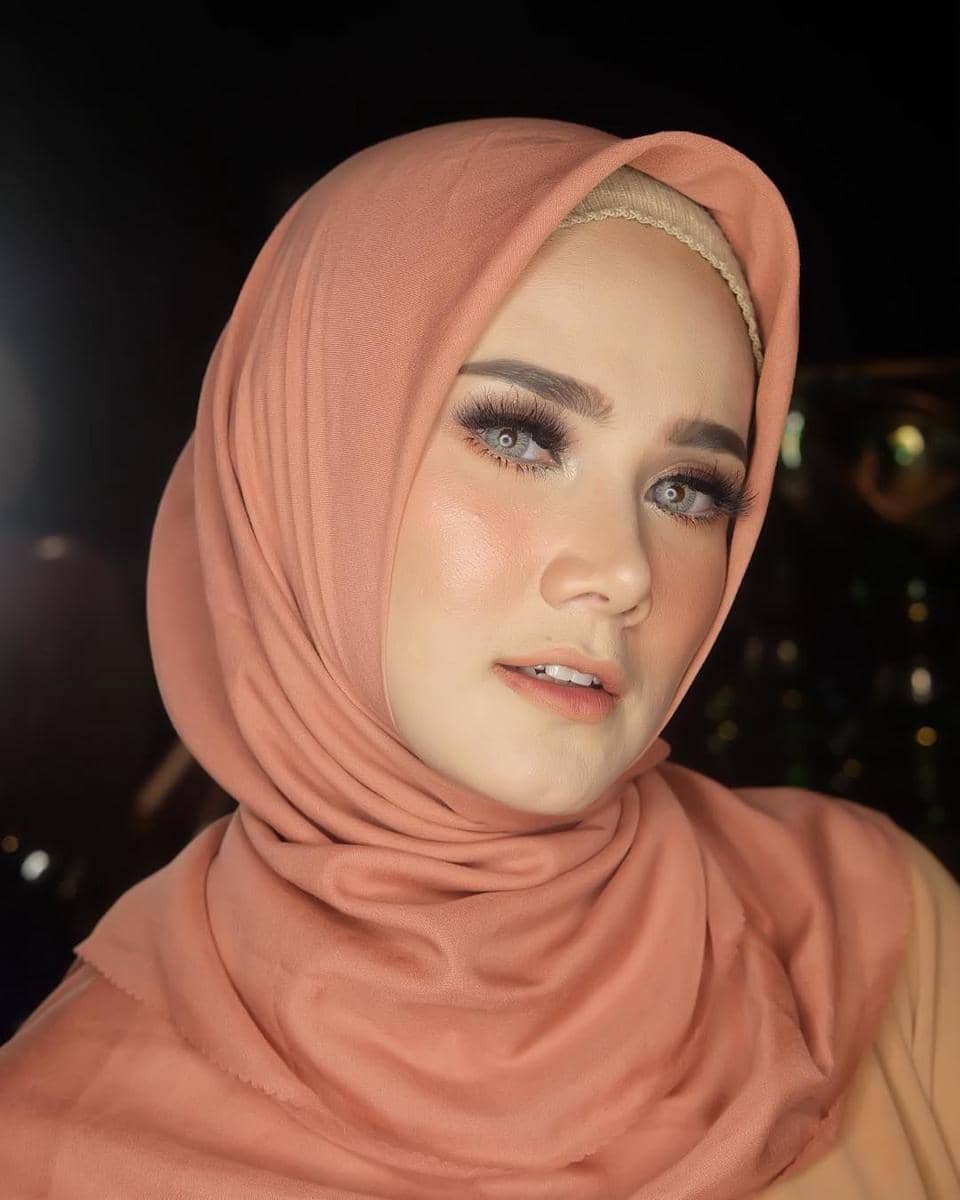 Instagram.com/mulanjameela1