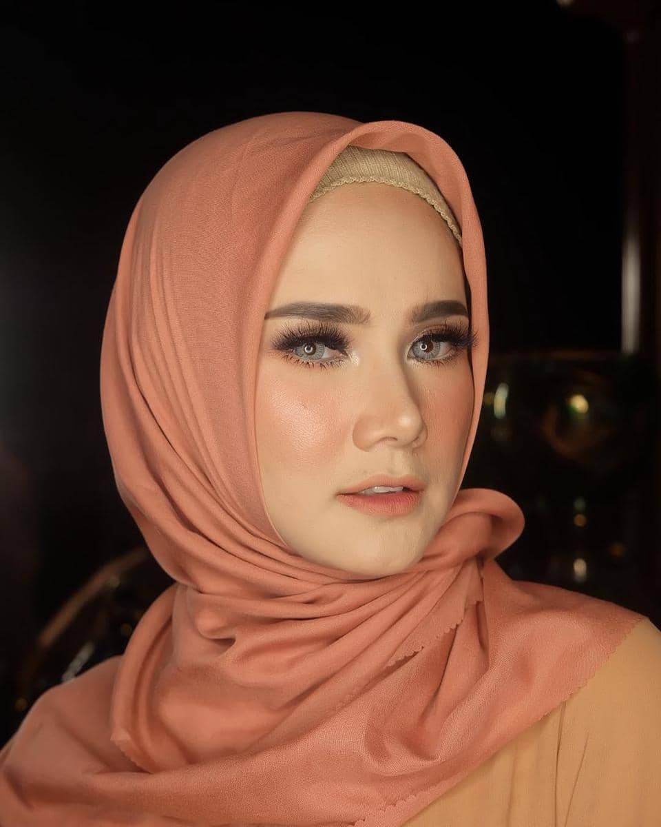 Instagram.com/mulanjameela1