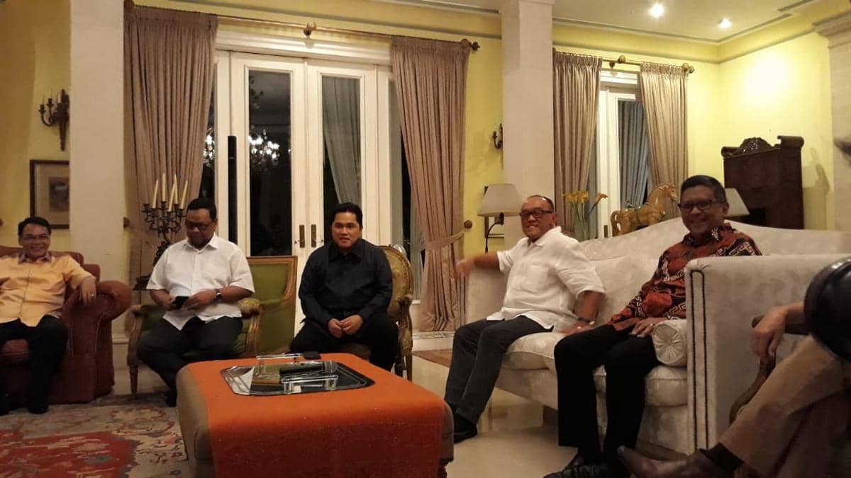 Erick Thohir: Aburizal dengan Sendirinya Masuk Tim Pemenangan Jokowi