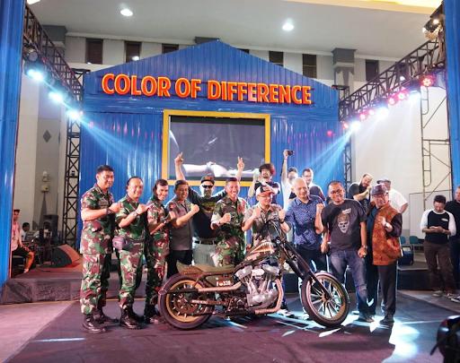 Penggila Kustom Culture Dimanjakan dalam Kustomfest 2018
