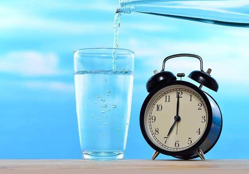 7 Cara Tetap Terhidrasi Selain Minum Air Putih, Ingin Mencoba?