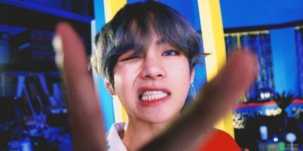 Favorit ARMY, Ini 20 Kebiasaan Taehyung alias V BTS yang Bikin Gemes