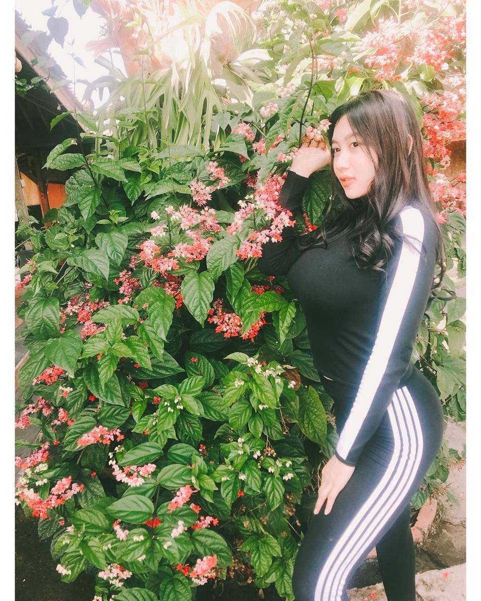 Instagram.com/pamelaaasafitriduoserigala