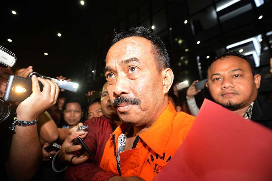 Berompi Orange, 7 Kepala Daerah Jatim Ini Terjerat Korupsi Selama 2018