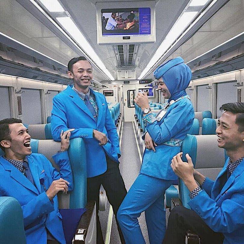 Instagram.com/keretaapikita