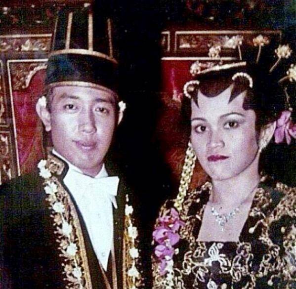 Twitter.com/Indro_Warkop