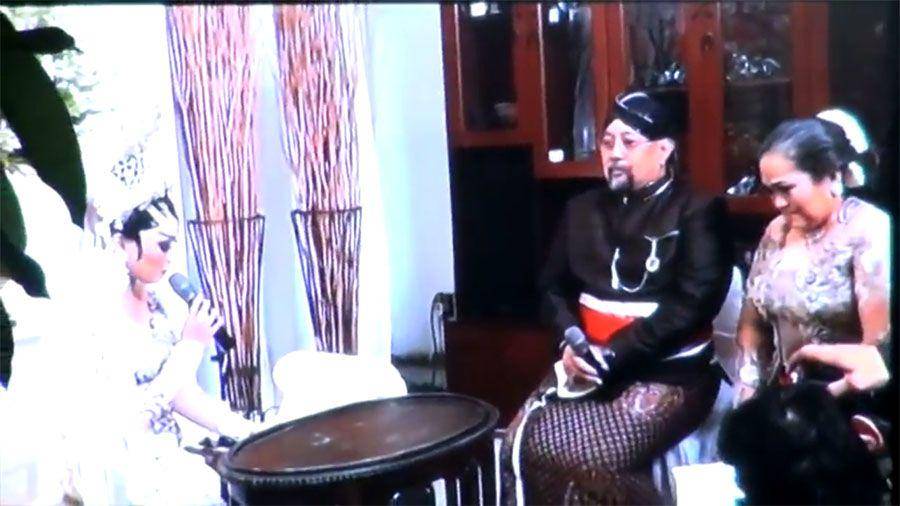 Twitter.com/Indro_Warkop