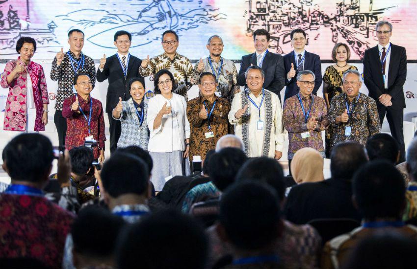 Acungkan 1 Jari Saat IMF, Luhut dan Sri Mulyani Dilaporkan ke Bawaslu