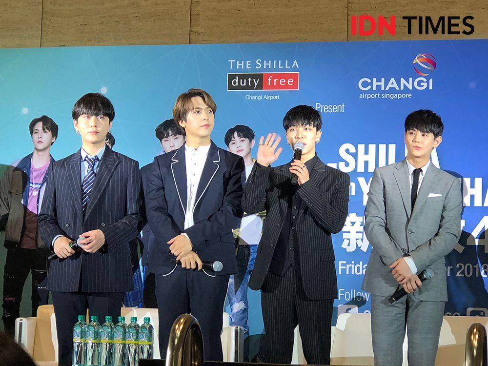 12 Foto Kekocakan Member Highlight di Presscon Shilla Duty Free