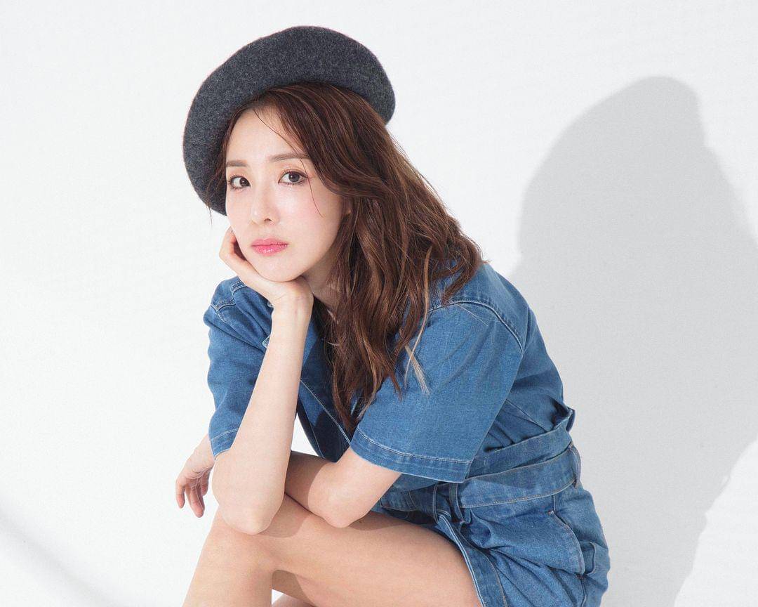 instagram.com/daraxxi